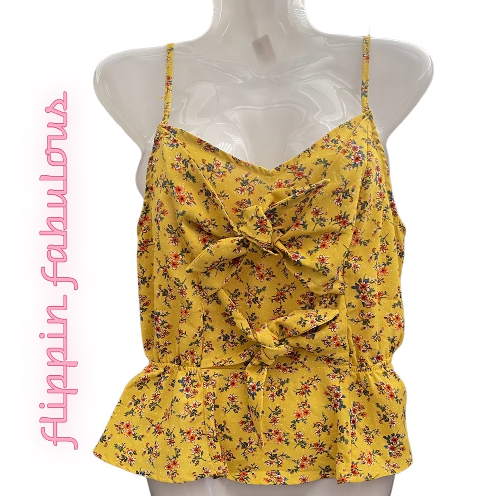 E &M~ floral crop peplum